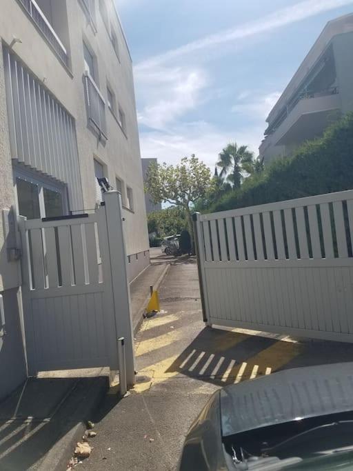 Apartment Lumineux Avec Parking Prive Saint-Raphael (Var)